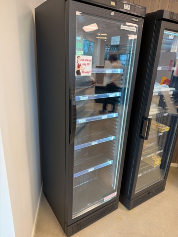 1565974-2 Kylskåp - Tefcold CEV425