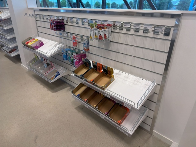 1565977-7 Shop interior with various details