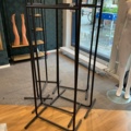1473620-2 5 clothes racks