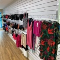 1473624-3 Diverse butikshyllor och spårpanel