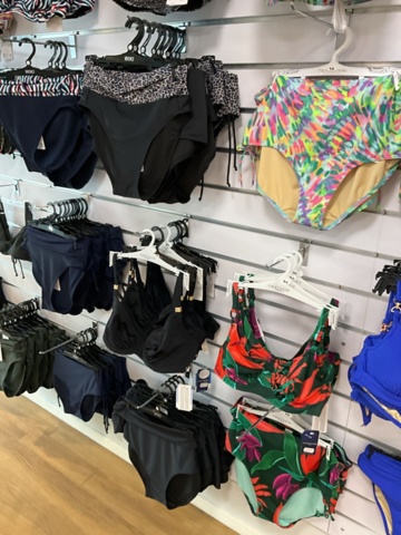 1473625-12 Lingerie and swimwear party