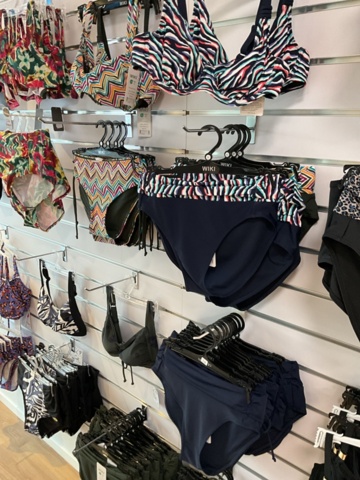1473625-14 Lingerie and swimwear party
