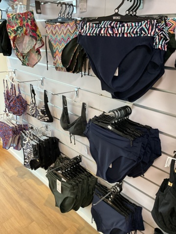 1473625-15 Lingerie and swimwear party