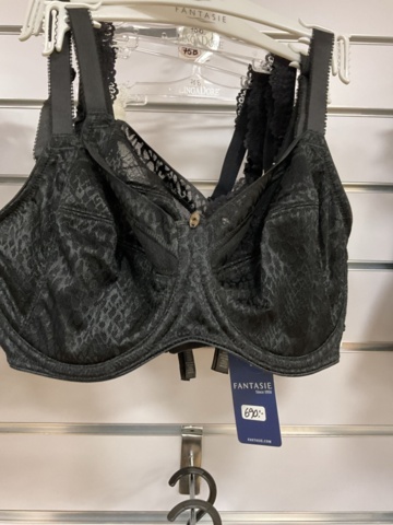 1473625-27 Lingerie and swimwear party