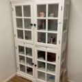 1473635-1 Display cabinet