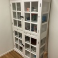 1473635-2 Display cabinet