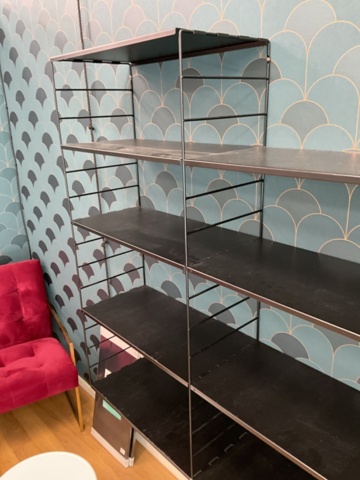 1473638-7 Metal shelf