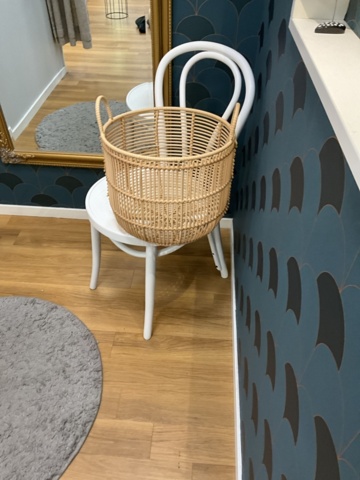 1473640-5 Everything in the fitting room