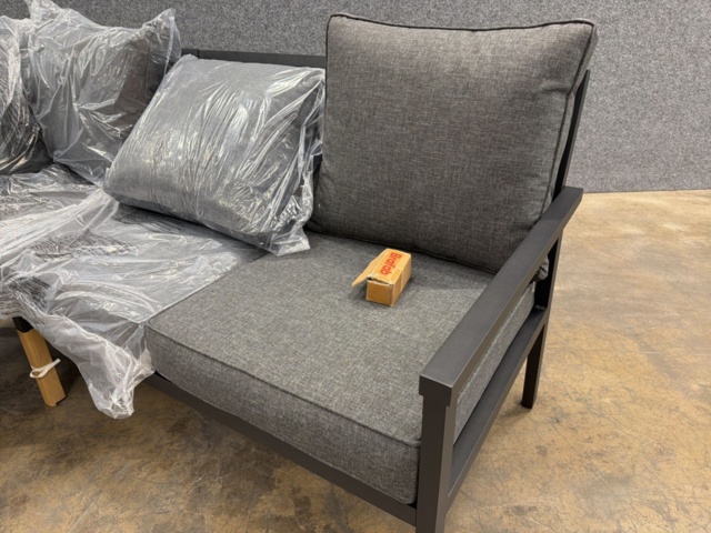 1575816-6 Hörnsoffa Brafab Solna