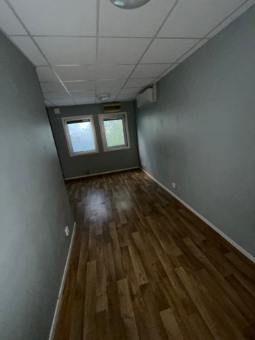 1565960-70 Apartment module with 3 apartments (7A-7C)