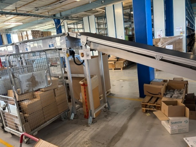 1573144-5 Packaging machine with sorting system and conveyor belts - Emotions PSF3500