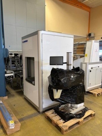 1573143-18 Packing machine with sorting system and roller conveyors - Emotions PSF3500