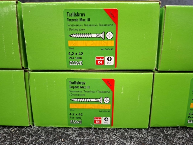1575867-3 6000 st Bandad Trallskruv 4.2x42mm, Essve