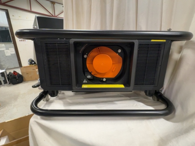 1535905-4 Panasonic PT-RZ21K Laser Projector WUXGA 21000 lm Kit