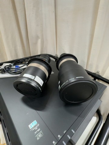1535905-14 Panasonic PT-RZ21K Laser Projector WUXGA 21000 lm Kit