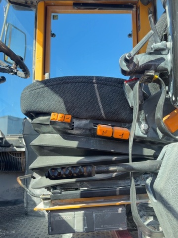 1530080-73 Wheel loader with fork carriage - Volvo L50C - 1999