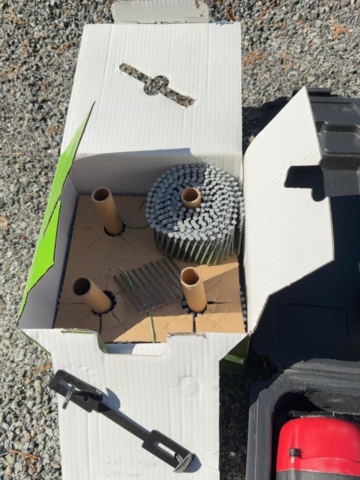 1422028-5 Nail gun with accessories - Senco S65CNP