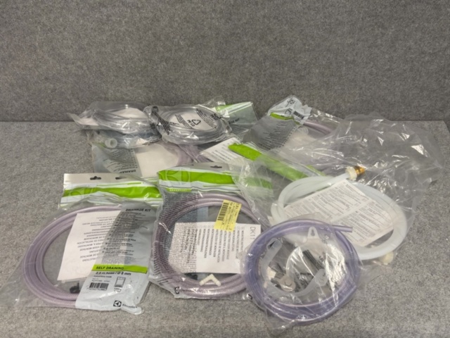 1506030-1 Collection of Watertightness kits / hoses