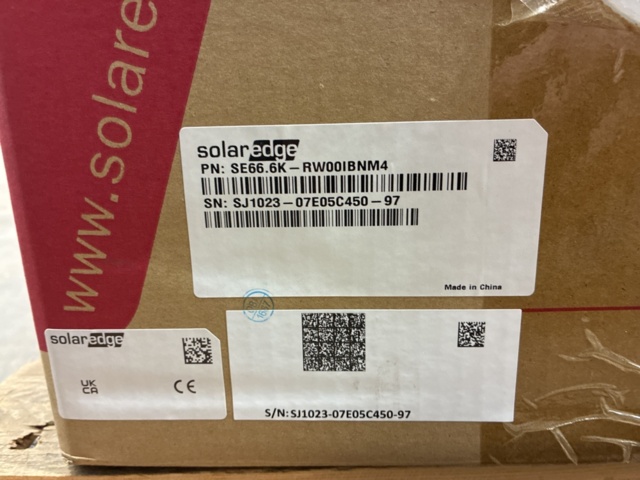 1576258-4 Inverter Solaredge SE66,6K MC4