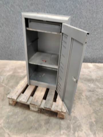 1576225-4 Industrial workshop cabinet 500*500*1000mm