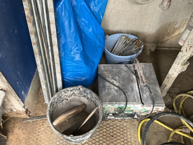 1473656-8 Containerbod med bruksblandare