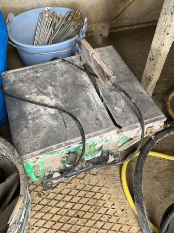1473656-21 Containerbod med bruksblandare