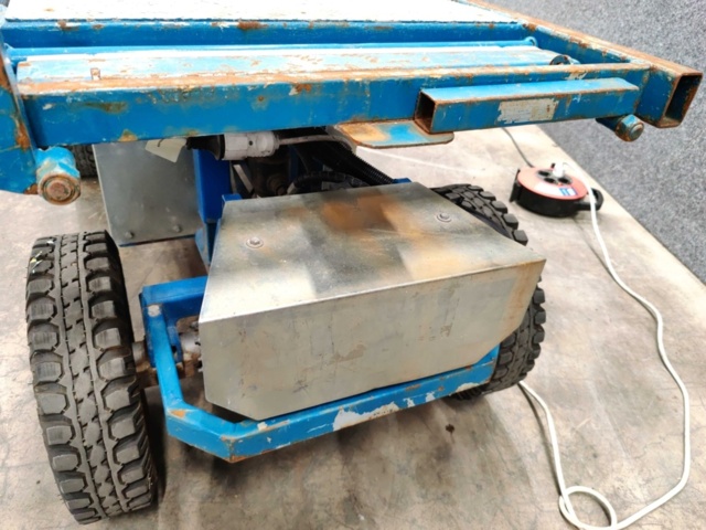1576226-11 Battery-powered transport trolley Ergo Mover