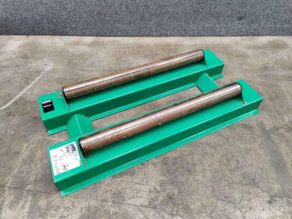 1576227-1 Sheet metal cradle with two rollers