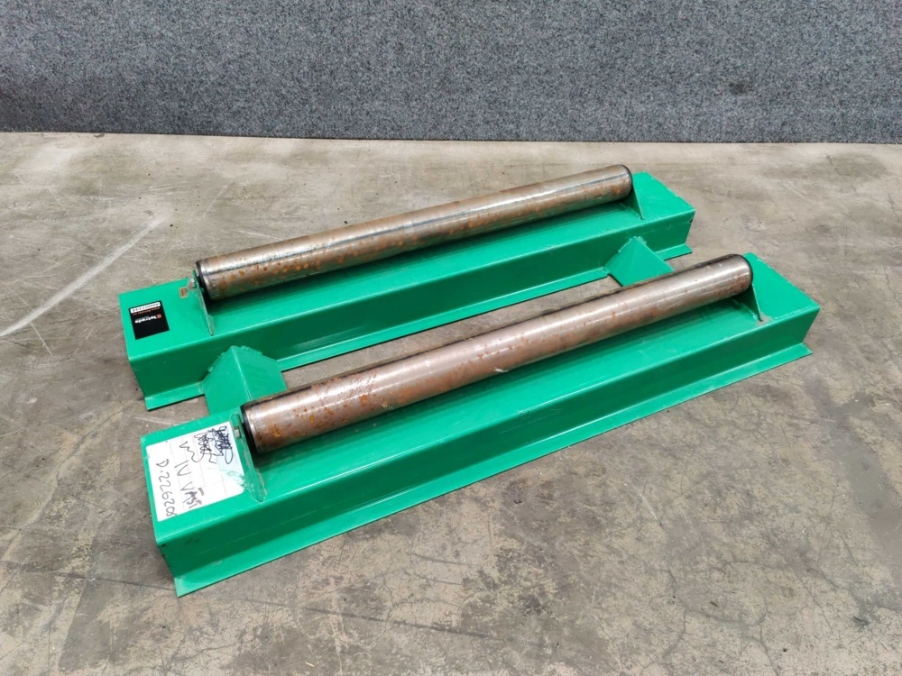 1576227-2 Sheet metal cradle with two rollers