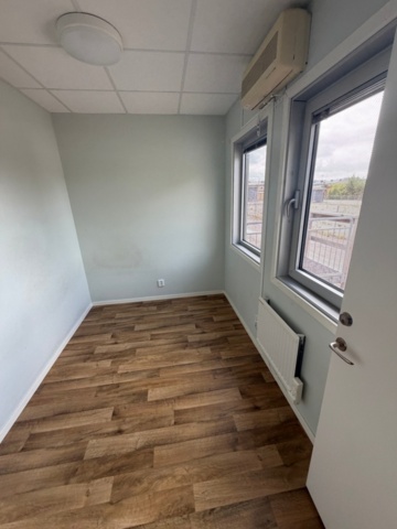 1565961-7 Apartment module with 3 apartments (23A-23C) - Indus