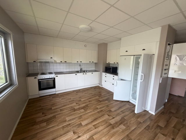 1565961-13 Apartment module with 3 apartments (23A-23C) - Indus