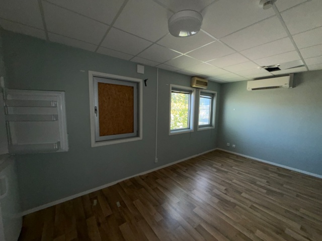 1565958-39 Apartment module with 3 apartments (15A-15C) - Indus