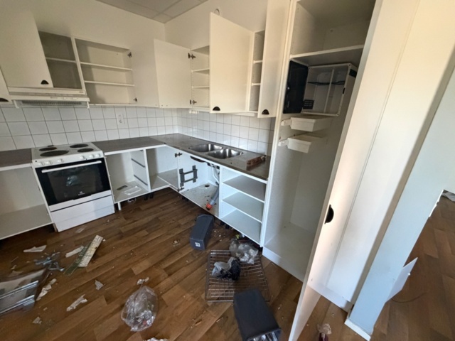 1565958-74 Apartment module with 3 apartments (15A-15C) - Indus
