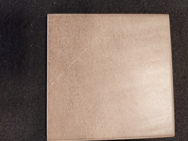 Klinker, 28 m² - Brun, 10x10 på auktion i Skåne, Hässleholm hos PS Auction