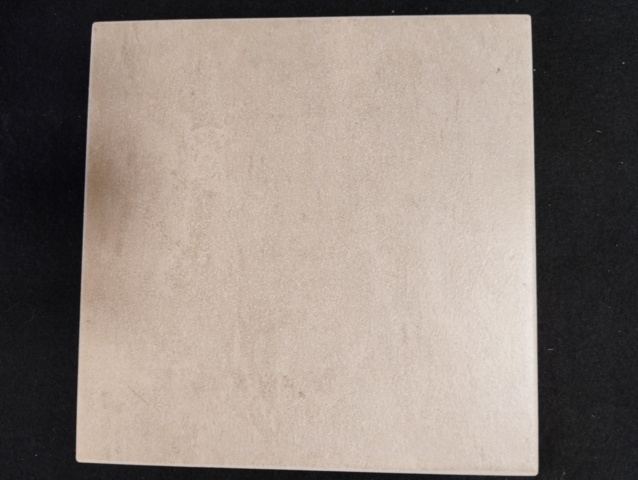 Klinker, 21 m² - beige, 20x20 cm på auktion i Skåne, Hässleholm hos PS Auction