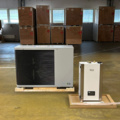 1576413-1 12 kW air/water heat pump incl. buffer tank, easily connects to an existing heating system L3.66