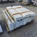 1091338-1 Granitkantsten RFF4 Rak Porto Grå 1100x100x300 mm ca 15,4 m