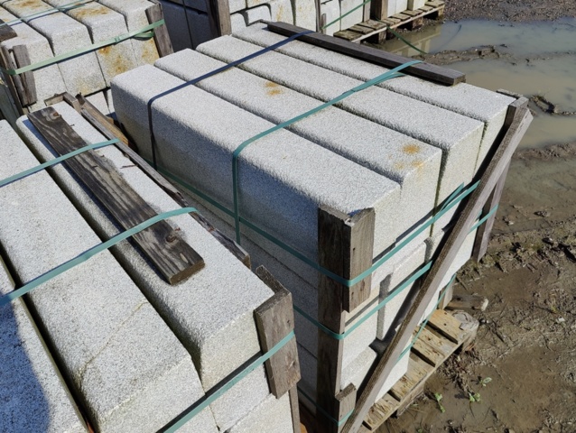 1091341-3 Granitkantsten GF1 Rak Porto 170 mm ca 11 m