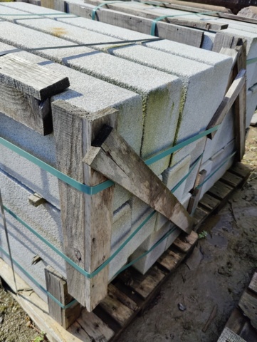 1091341-5 Granitkantsten GF1 Rak Porto 170 mm ca 11 m