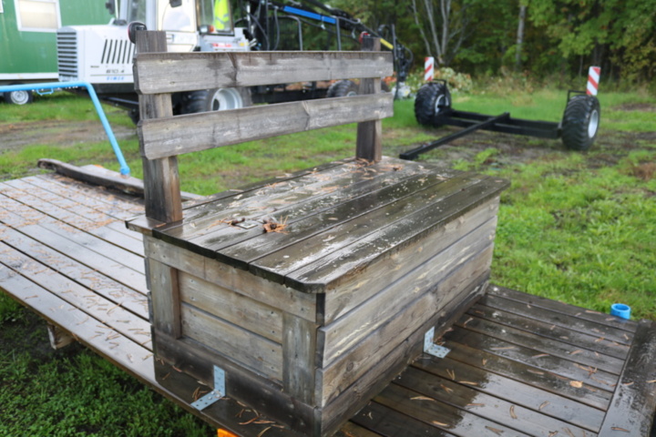 1515208-16 Horse-drawn carriage/material wagon (Repair item)