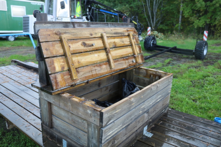 1515208-17 Horse-drawn carriage/material wagon (Repair item)
