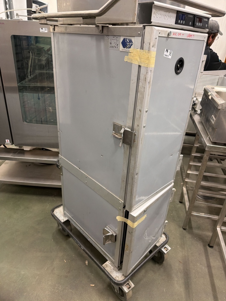 1566873-2 Kyl-/värmeskåp samt vattenbad – ScanBox
