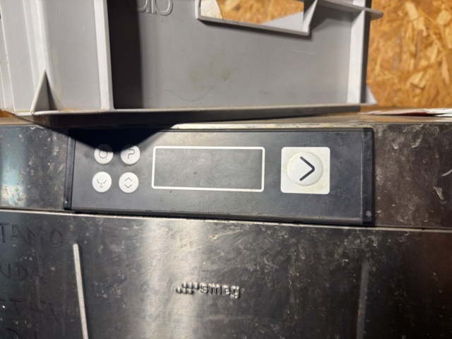 1565997-4 Diskmaskin – Smeg 4002