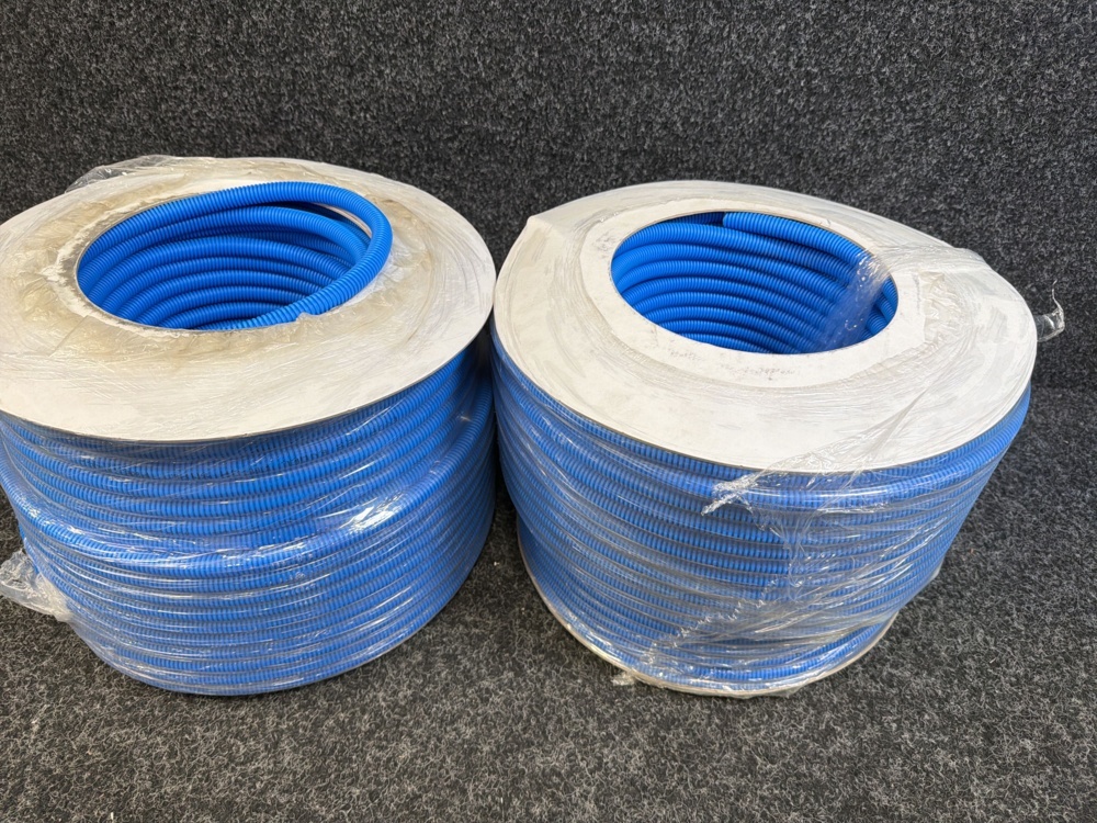 1576252-2 2 st Flexrör 16mm Blå 100m / rulle