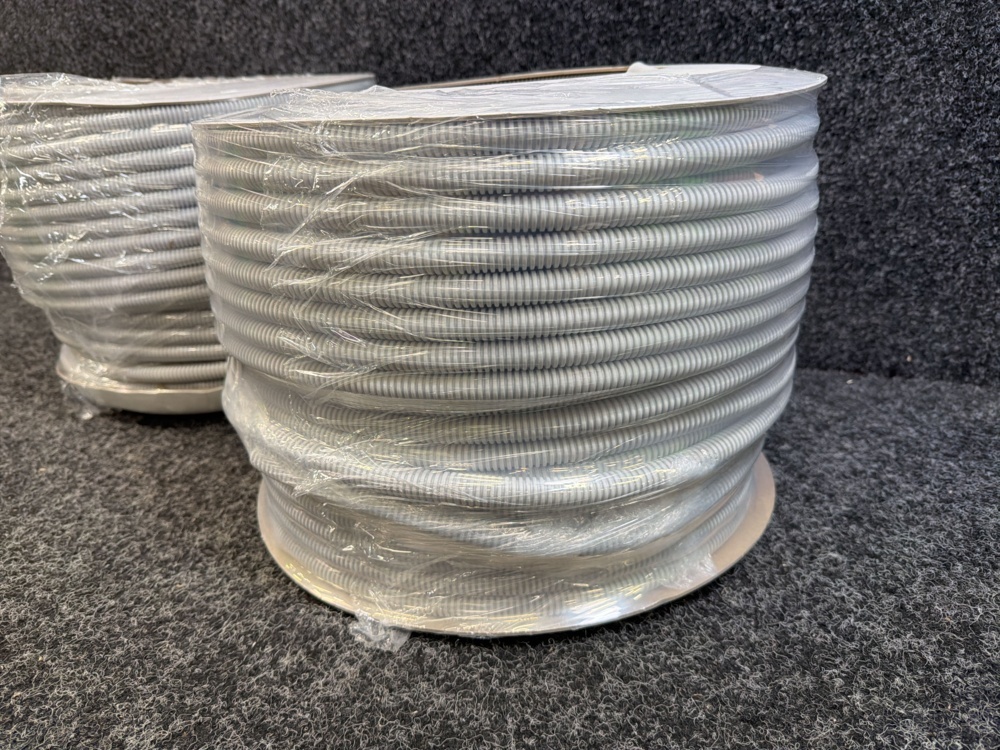 1576241-2 2 st Flexrör 16mm Grå 100m / rulle