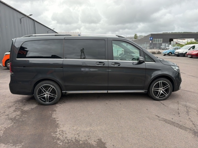 1566712-7 Mercedes-Benz V 300d 4MATIC 3.2t 9G-Tronic, 237hp -2025
