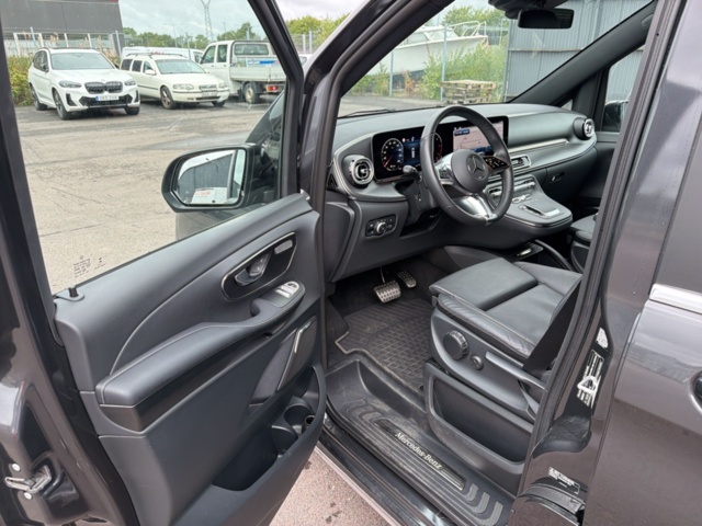 1566712-10 Mercedes-Benz V 300d 4MATIC 3.2t 9G-Tronic, 237hp -2025
