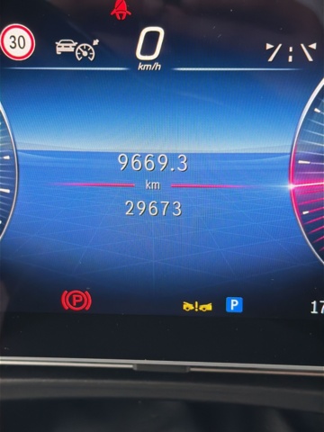 1566712-35 Mercedes-Benz V 300d 4MATIC 3.2t 9G-Tronic, 237hp -2025