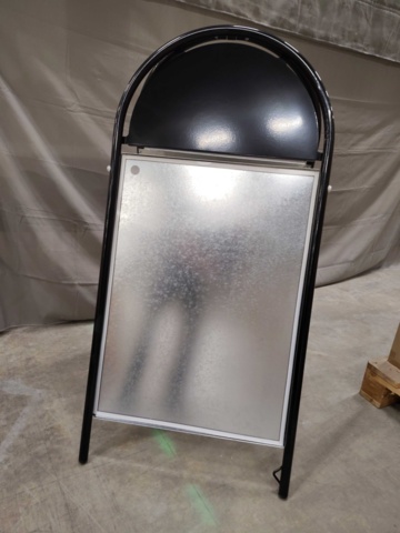 1576144-1 Gatupratare - 50x70 cm, svart, rundad topp