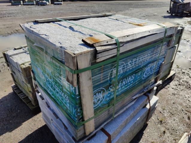 1091349-4 Granitkantsten RFV2 Rak Porto Grå 1100x120x300 mm ca 13.2 m
